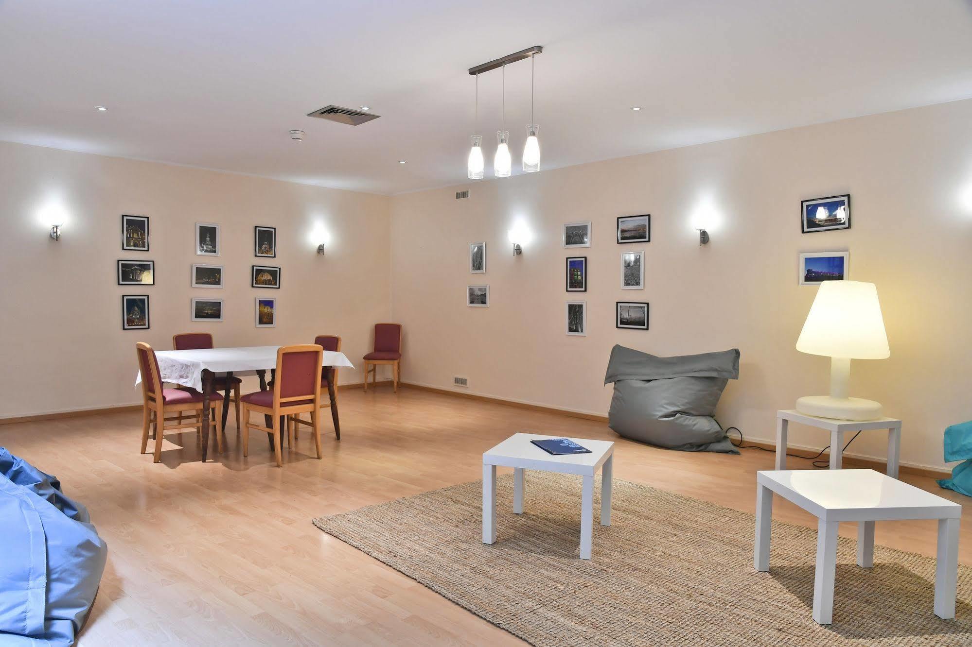 Le Grand Hotel Saint-Quentin  Bagian luar foto